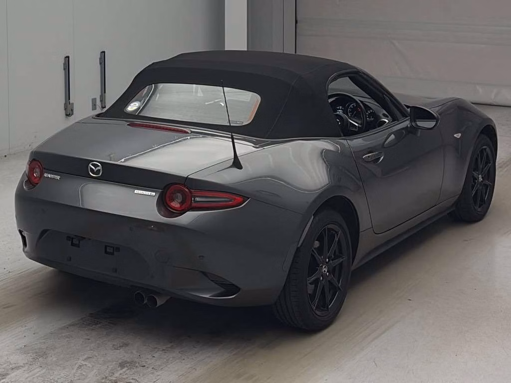 MAZDA ROADSTER