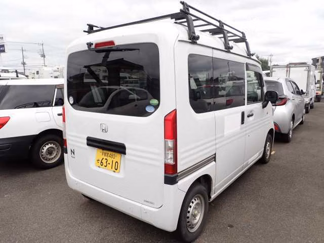 HONDA N-VAN