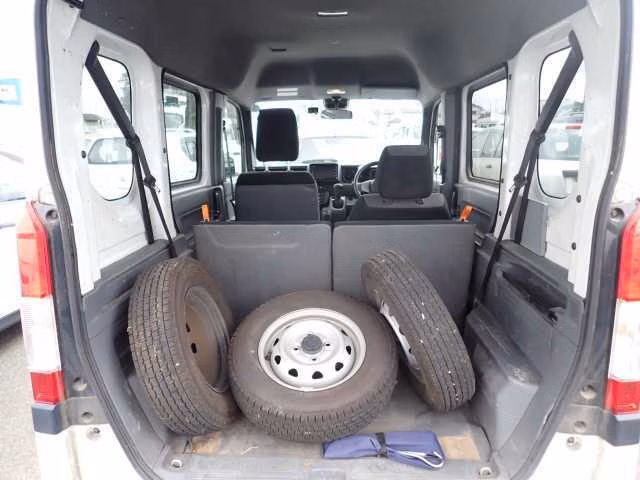 HONDA N-VAN