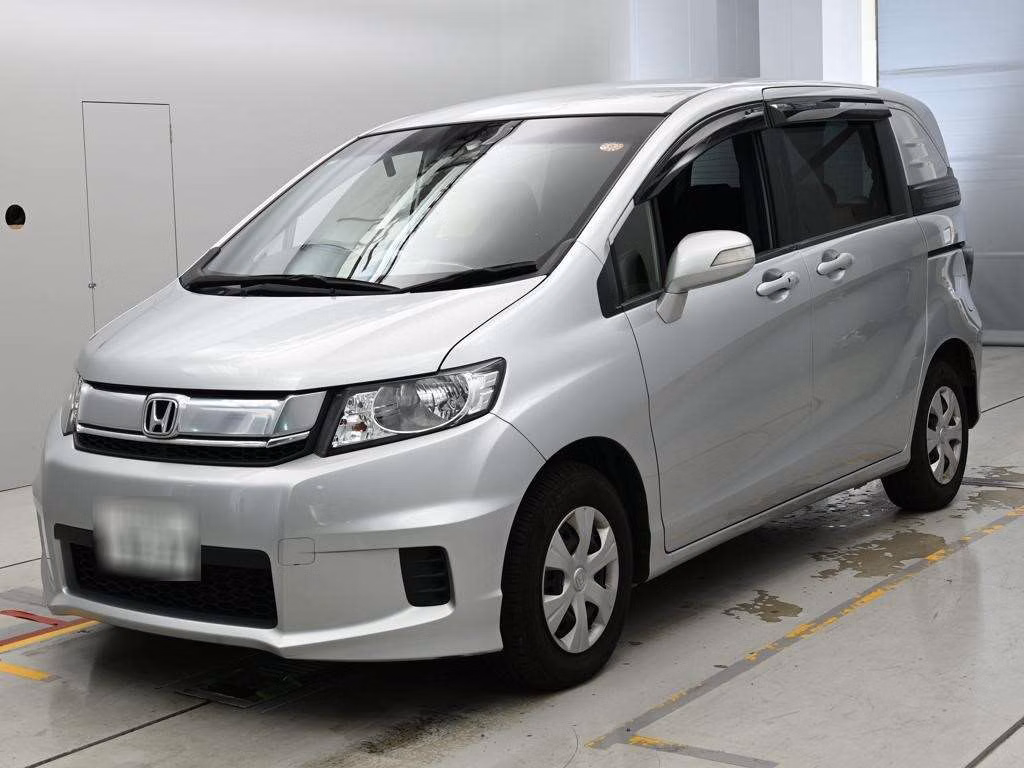 HONDA FREED SPIKE