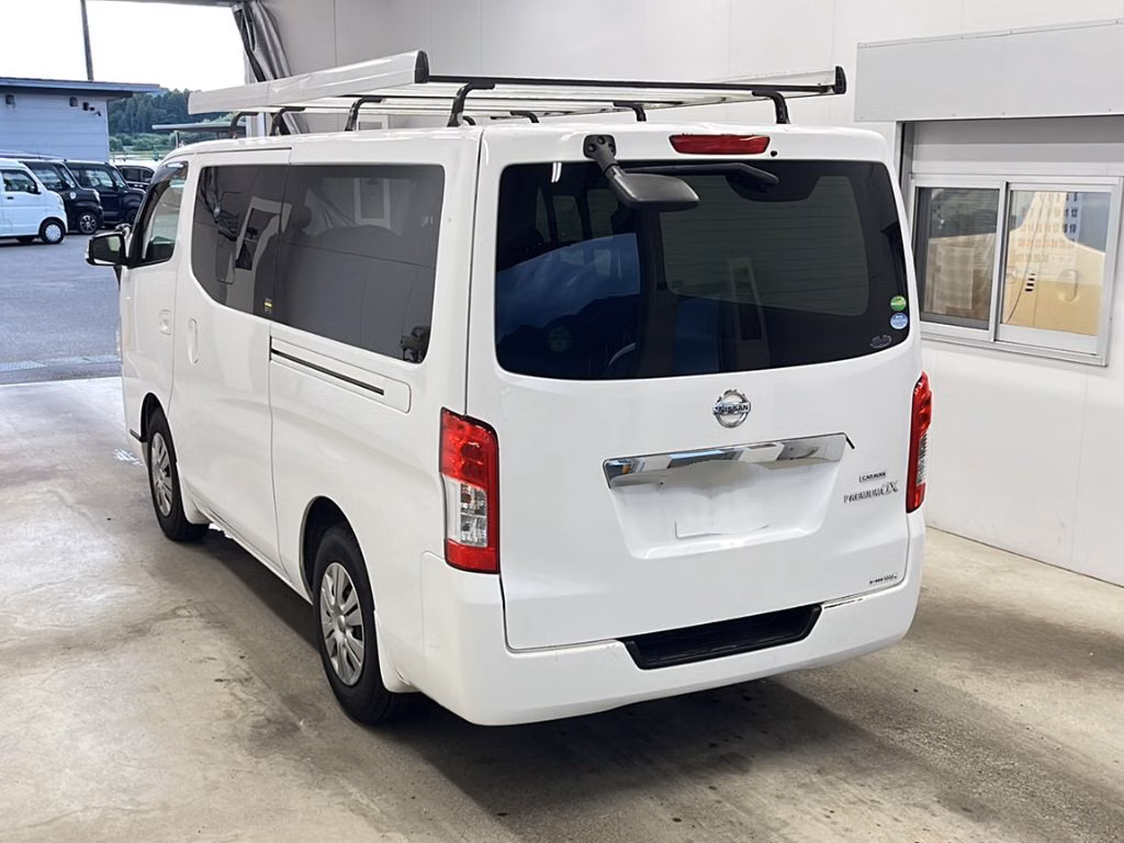 NISSAN NV350 CARAVAN
