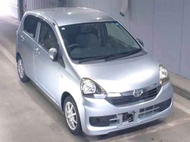 TOYOTA PIXIS EPOCH