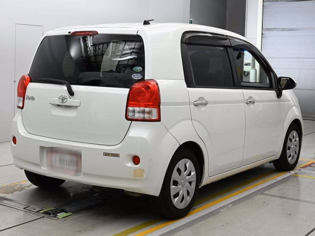 TOYOTA PORTE