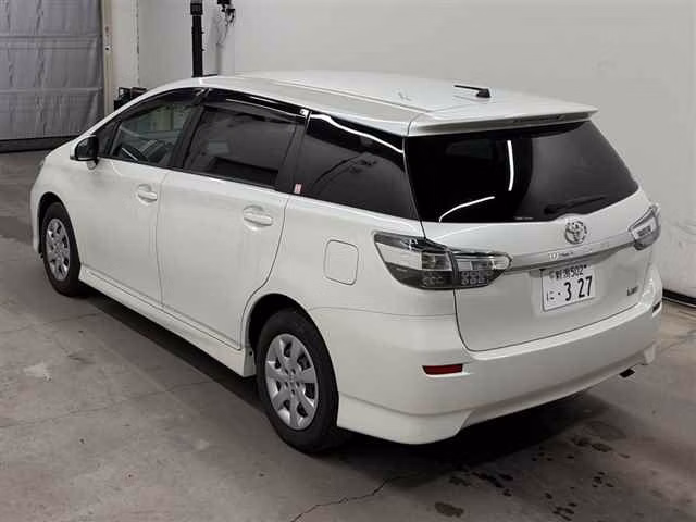 TOYOTA WISH