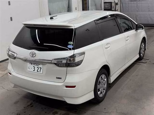 TOYOTA WISH