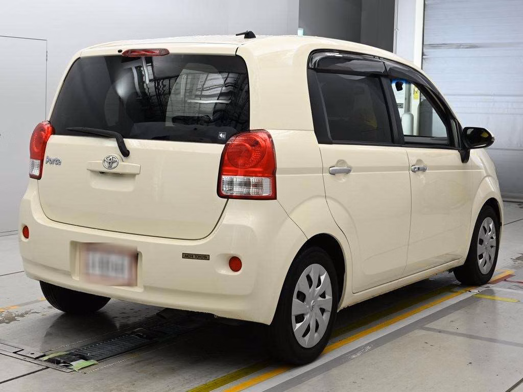 TOYOTA PORTE