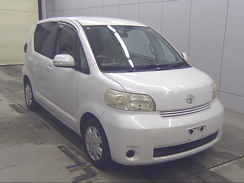 TOYOTA PORTE