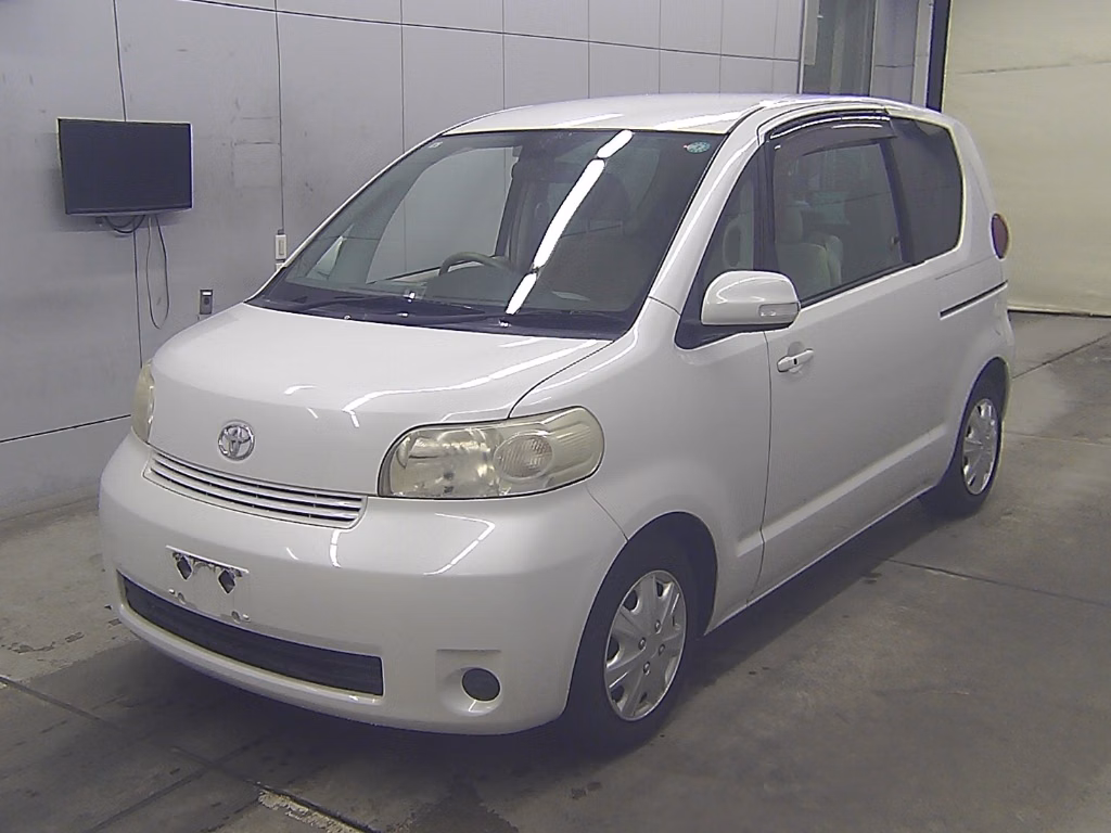 TOYOTA PORTE