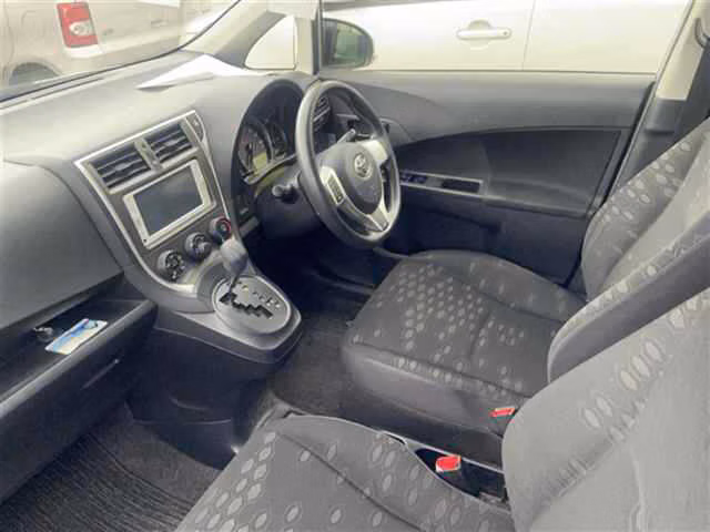 TOYOTA RACTIS