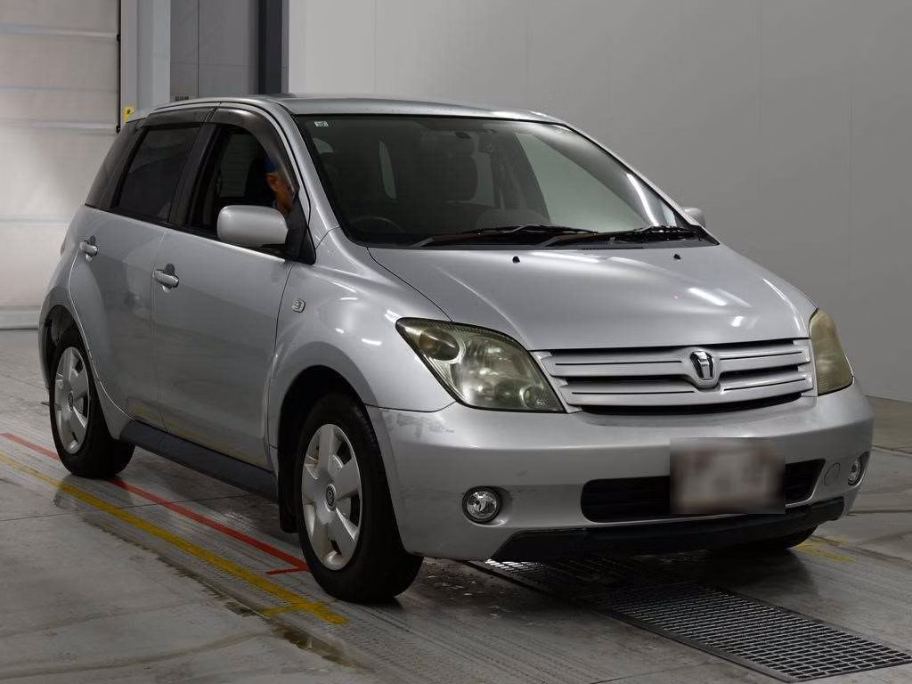TOYOTA IST