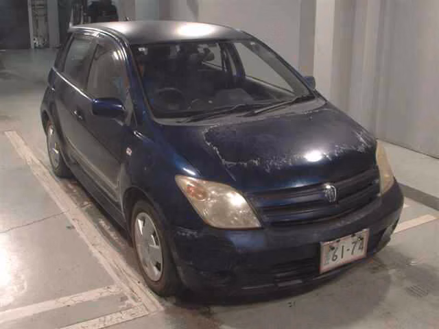 TOYOTA IST
