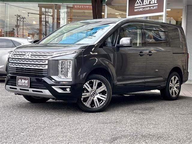 Mitsubishi Delica D:5