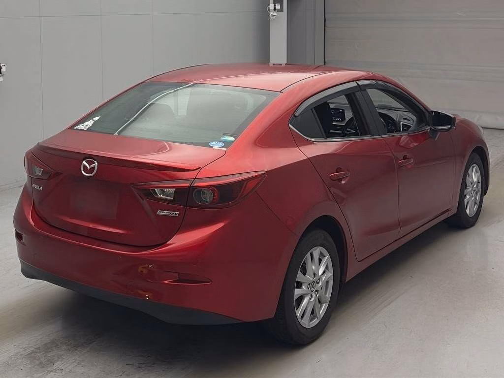 MAZDA AXELA