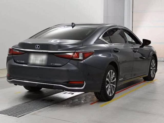 Lexus ES300h