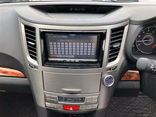 SUBARU LEGACY