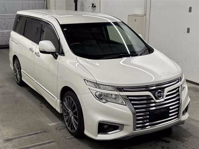 NISSAN ELGRAND