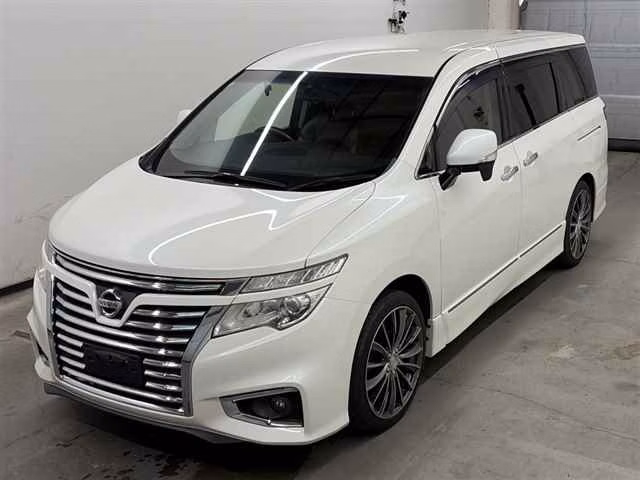NISSAN ELGRAND