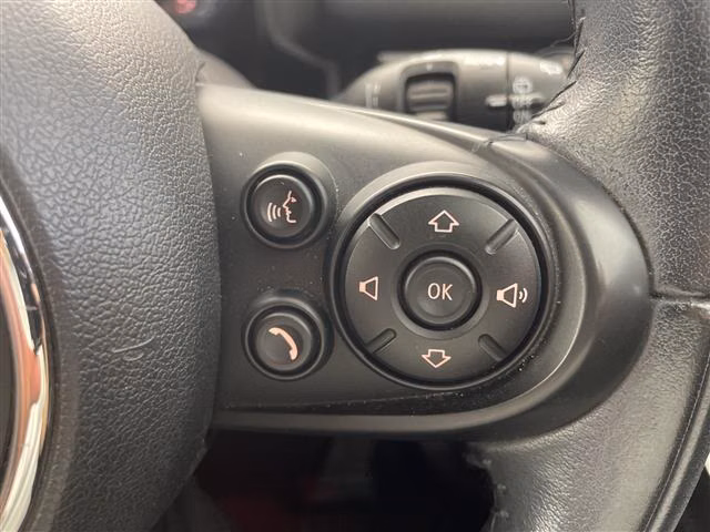 MINI CROSSOVER