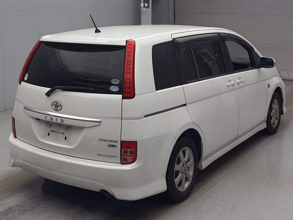 TOYOTA ISIS