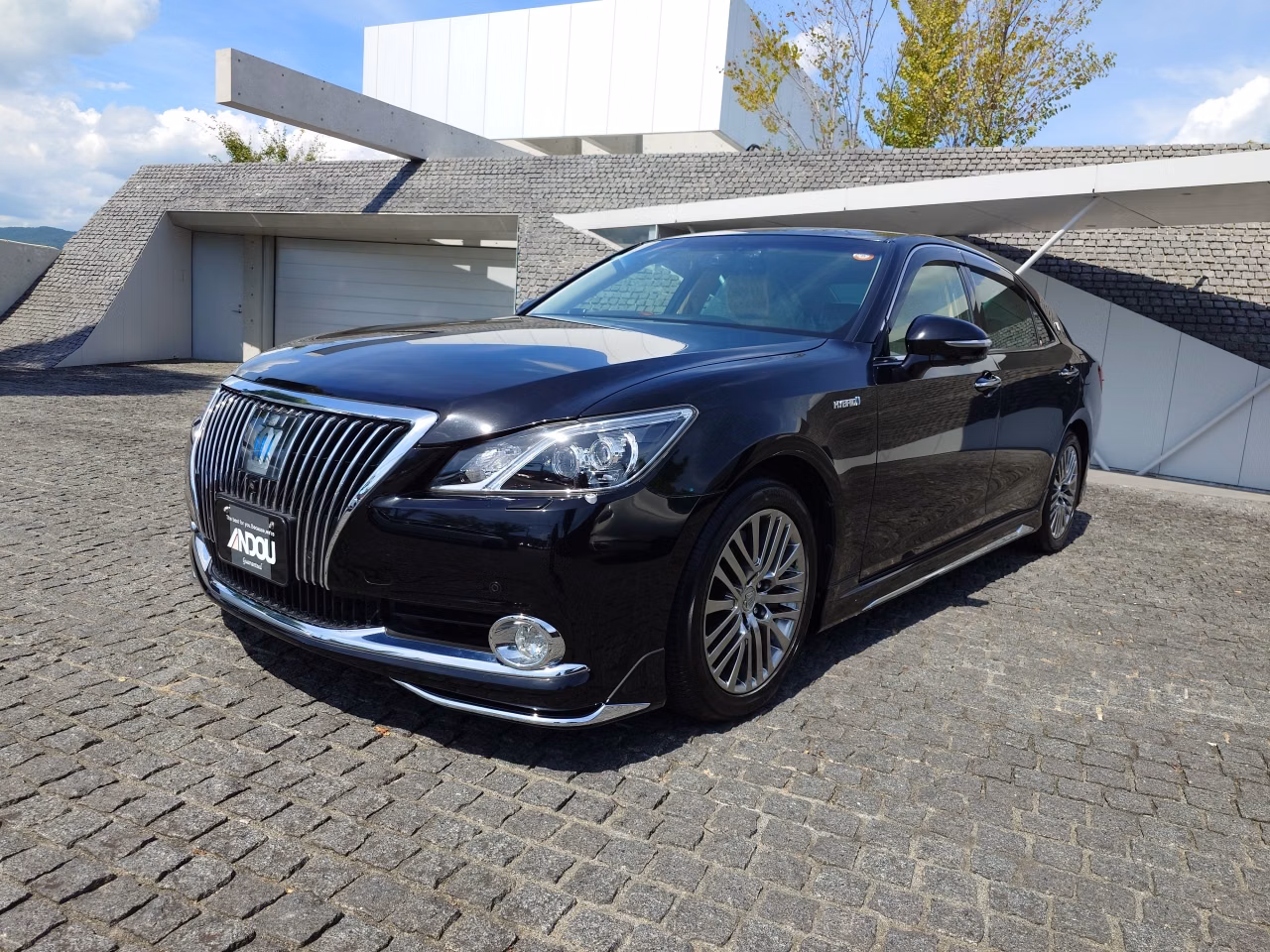 Toyota Crown Majesta