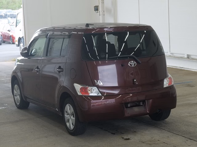 TOYOTA BB
