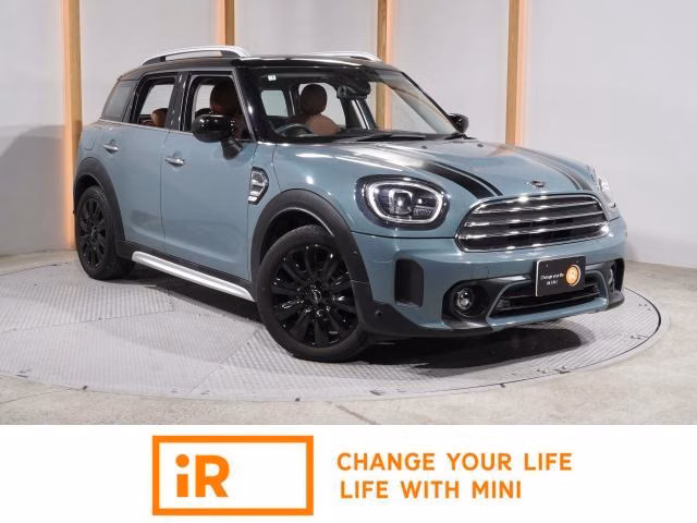 MINI Crossover