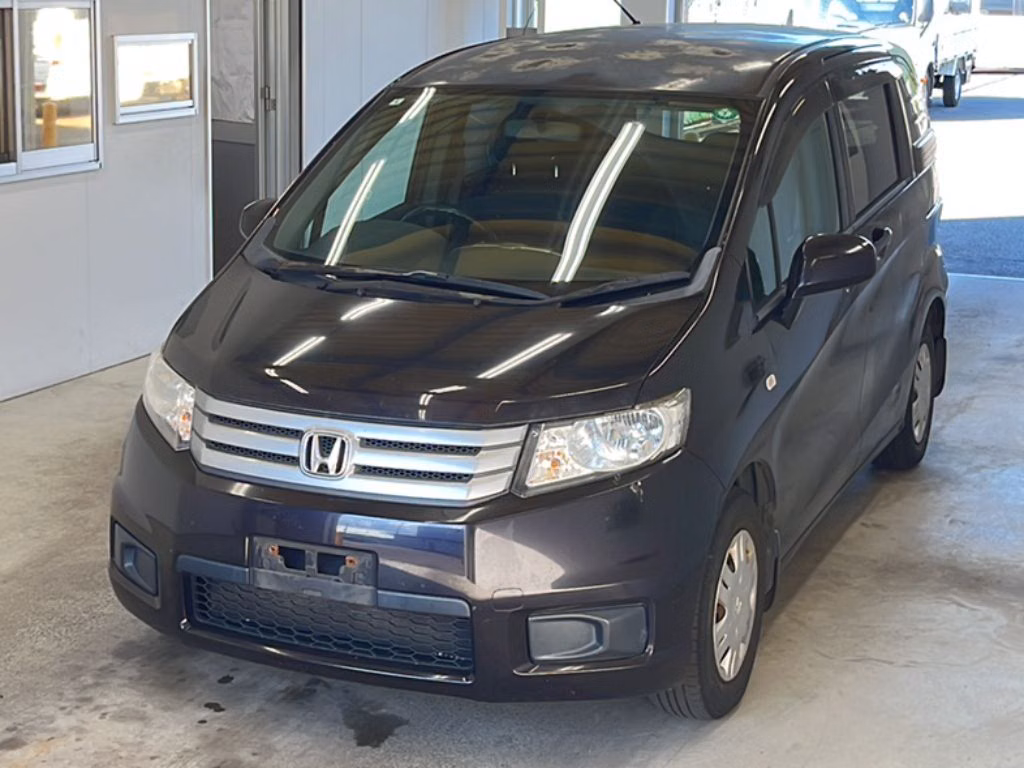 HONDA FREED SPIKE