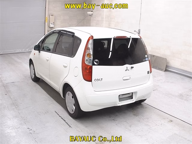 MITSUBISHI COLT