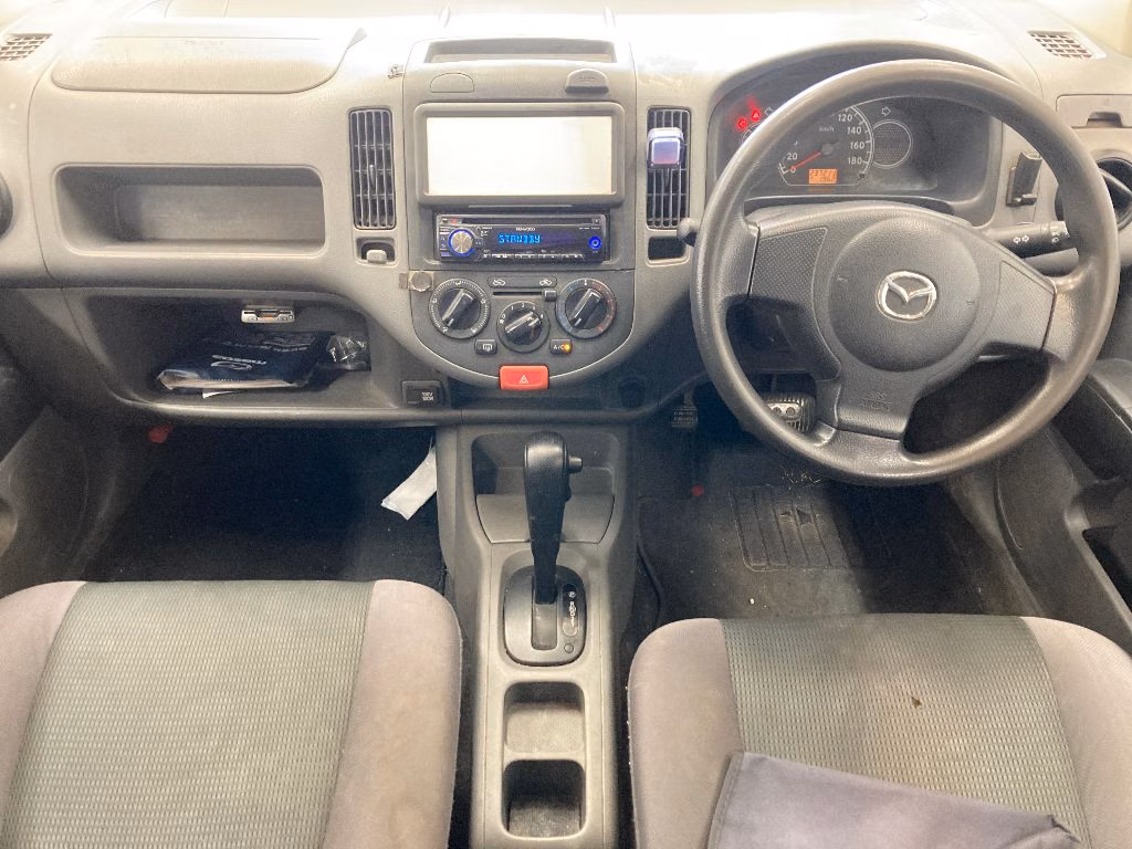 MAZDA FAMILIA