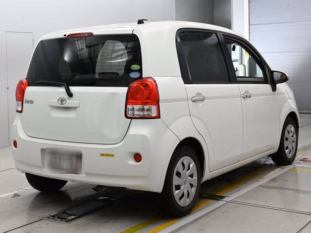 TOYOTA PORTE