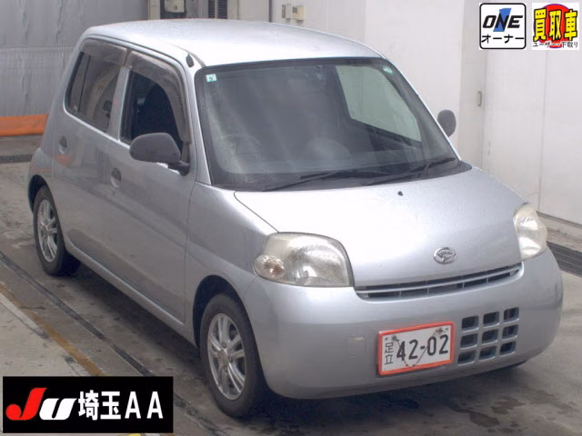 DAIHATSU ESSE