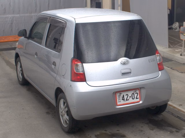 DAIHATSU ESSE