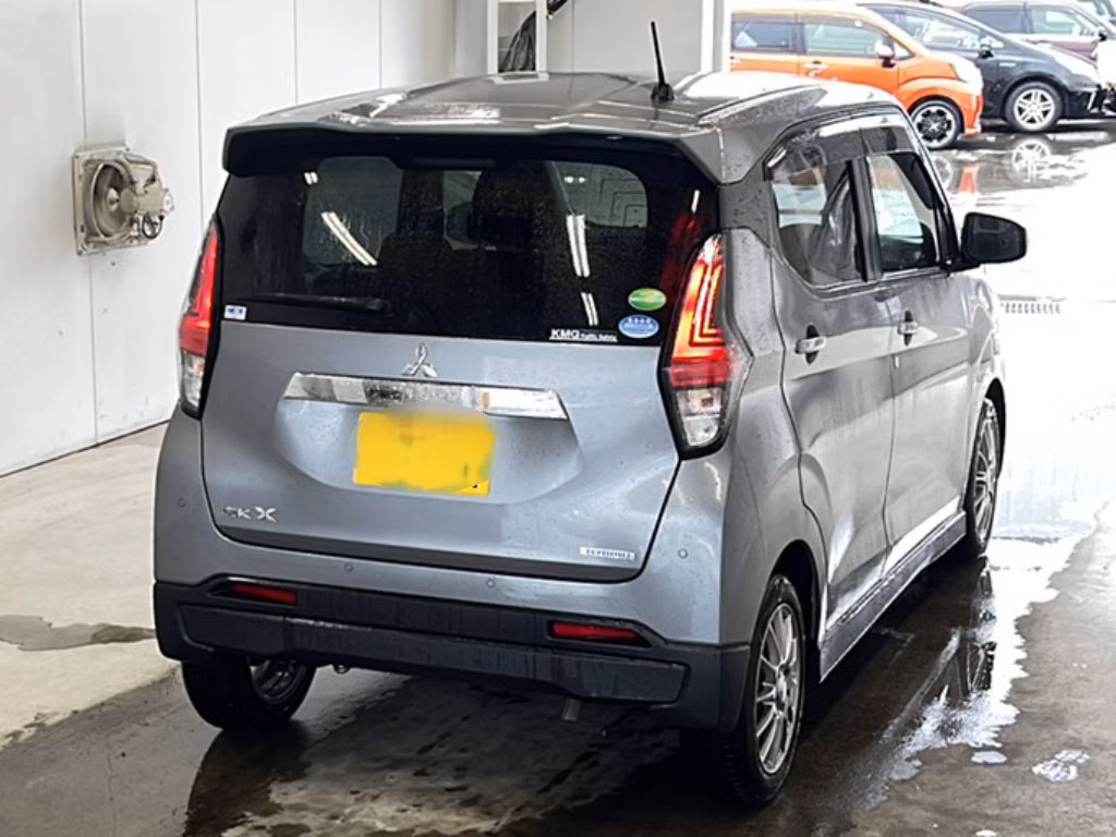 MITSUBISHI EK X