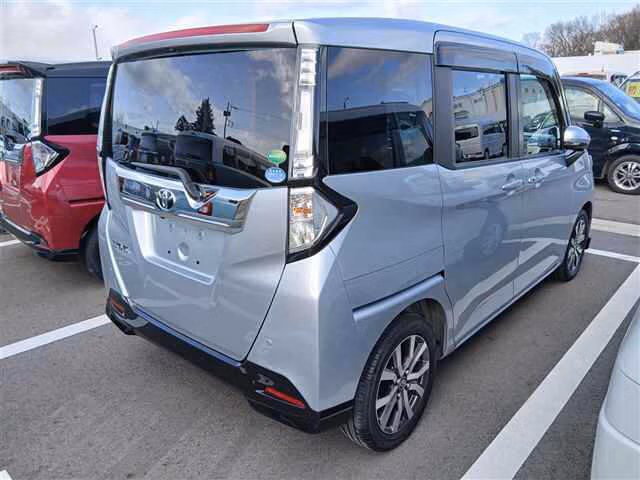 TOYOTA TANK
