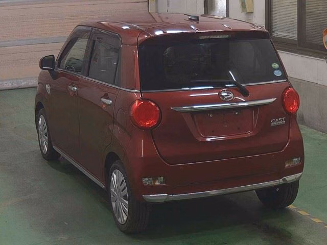 DAIHATSU CAST