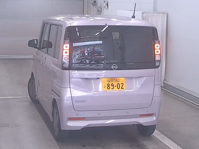 NISSAN ROOX