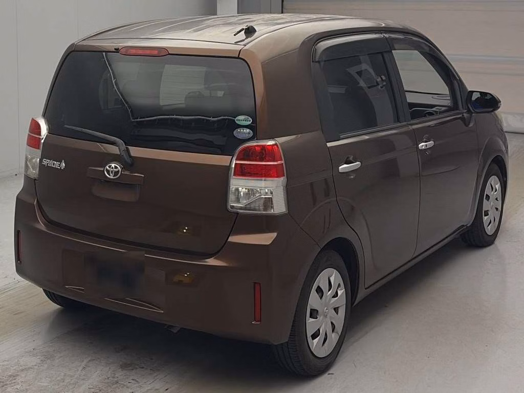TOYOTA SPADE