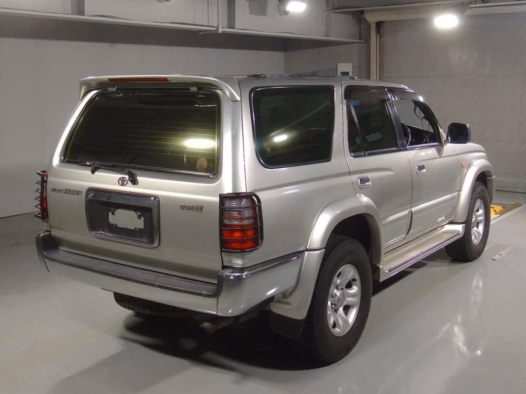 TOYOTA HILUX SURF