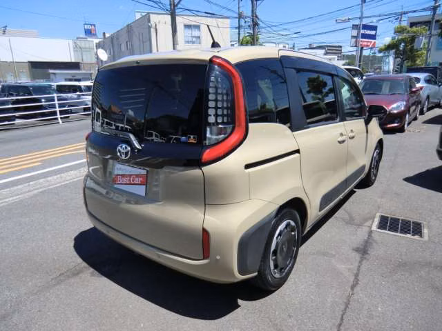 TOYOTA SIENTA
