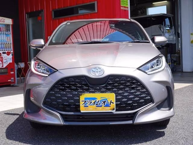 TOYOTA YARIS