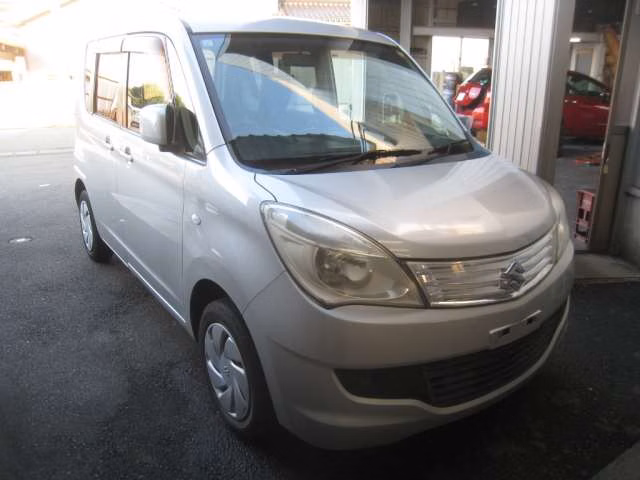 Suzuki Solio