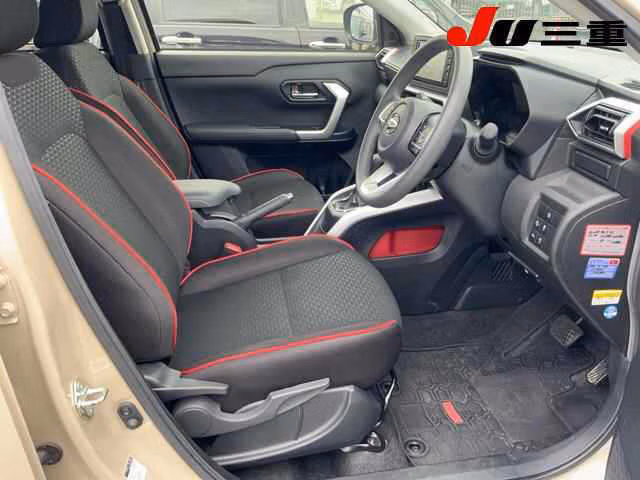 DAIHATSU ROCKY