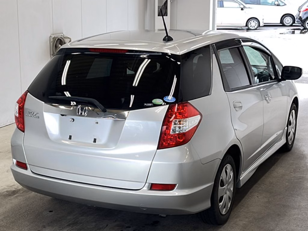 HONDA FIT SHUTTLE
