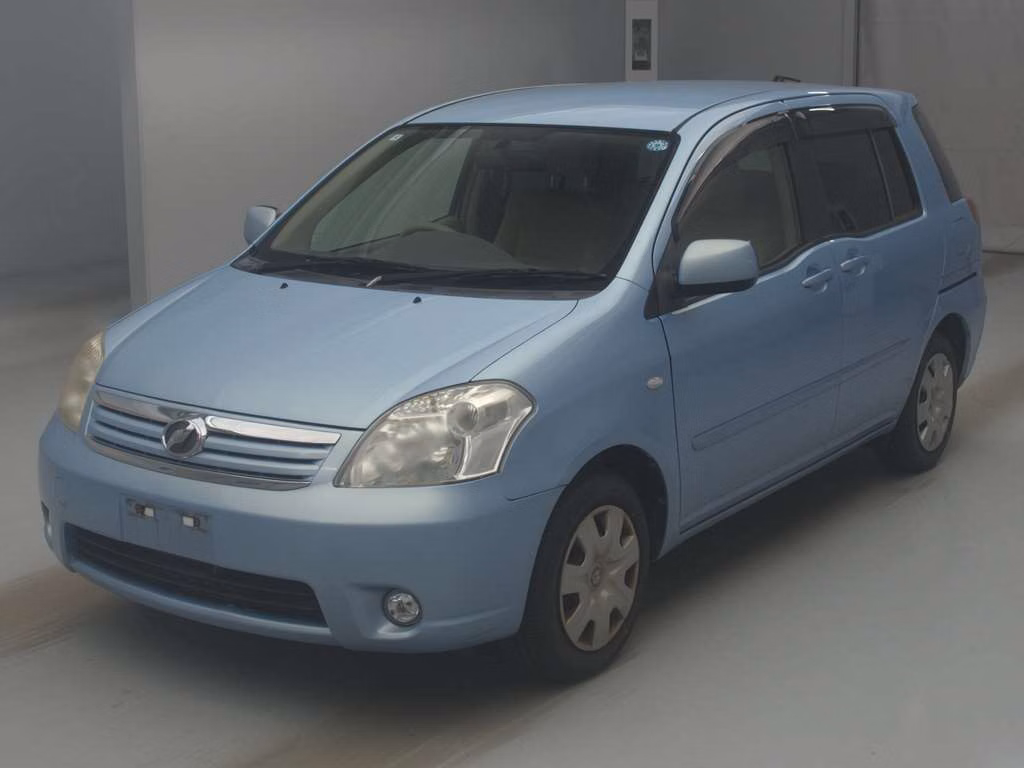 TOYOTA RAUM