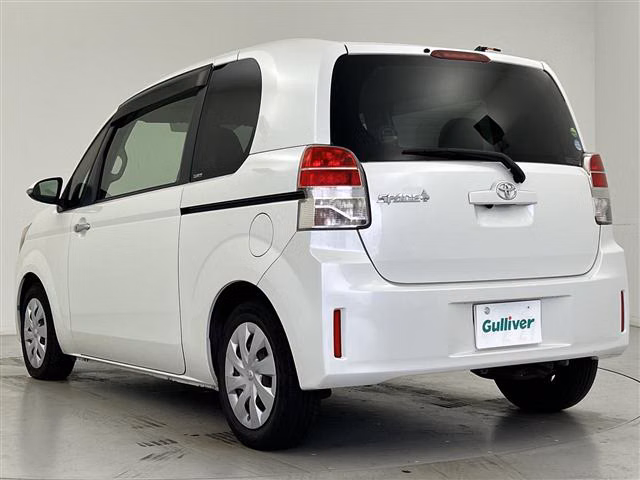 TOYOTA SPADE