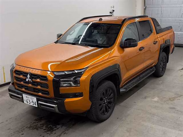 MITSUBISHI TRITON
