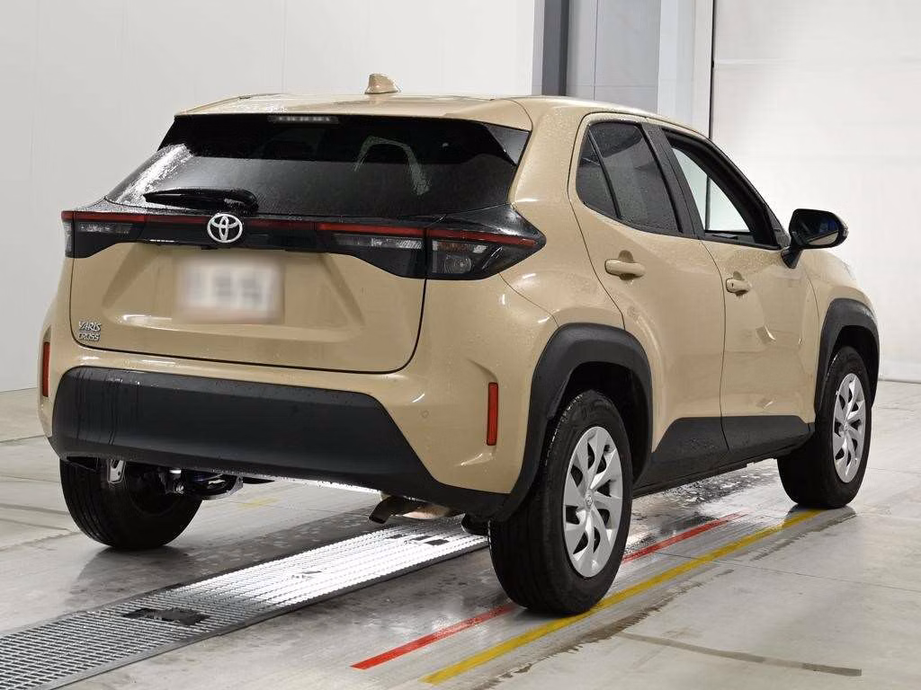 TOYOTA YARIS CROSS