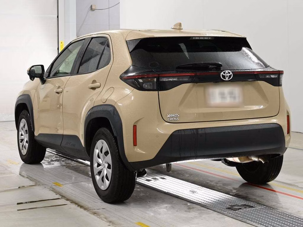 TOYOTA YARIS CROSS