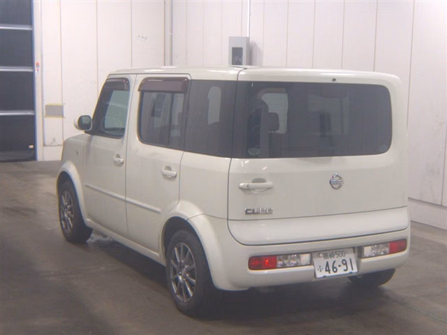 NISSAN CUBE