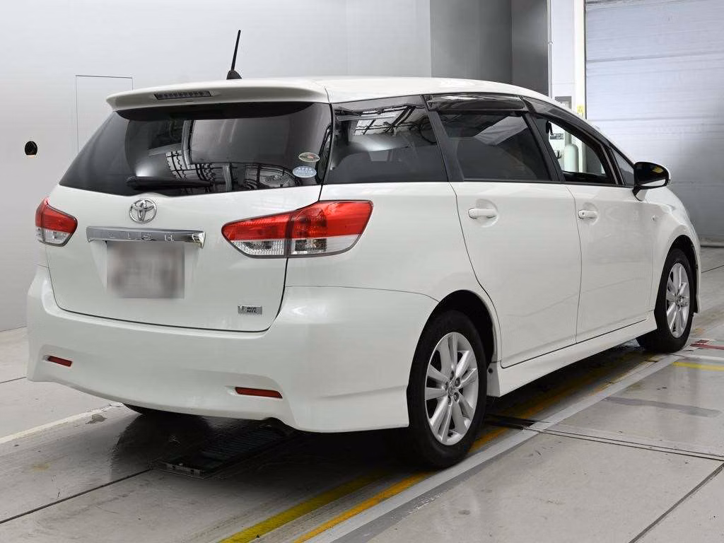 TOYOTA WISH